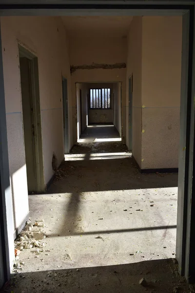Wnętrze opuszczonego budynku — Zdjęcie stockowe