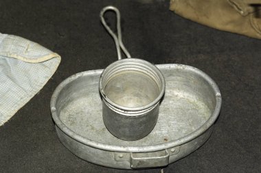 Eski mahkumlar alüminyum Kupası ve plaka