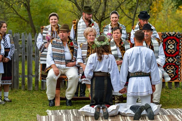 Vama Suceava Romania Sebtember 2019 Hagyományos Szárnyas Fehérnemű Viselet Bukovinában — Stock Fotó