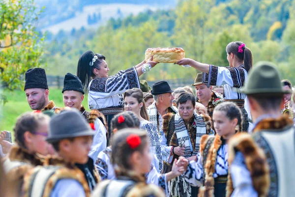 Vama Suceava Roemenië Sebtember 2019 Traditioneel Wieden Met Traditioneel Dragen — Stockfoto