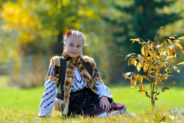 Vama Suceava Rumunia Wrz 2019 Tradycyjna Biel Ślubna Tradycyjnie Noszona — Zdjęcie stockowe
