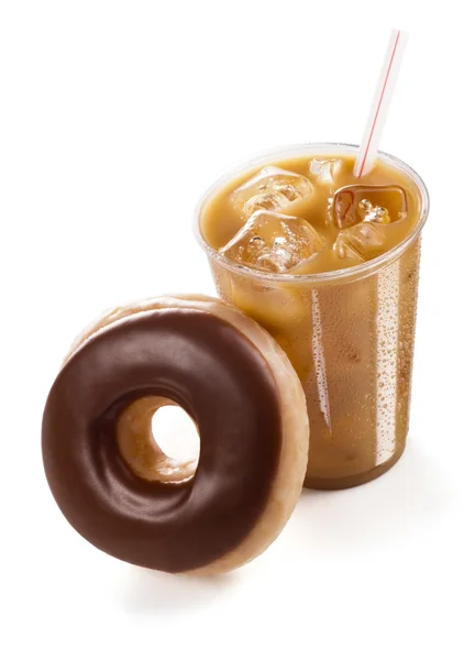 Donut glaseado con chocolate y café helado sobre fondo blanco —  Fotos de Stock