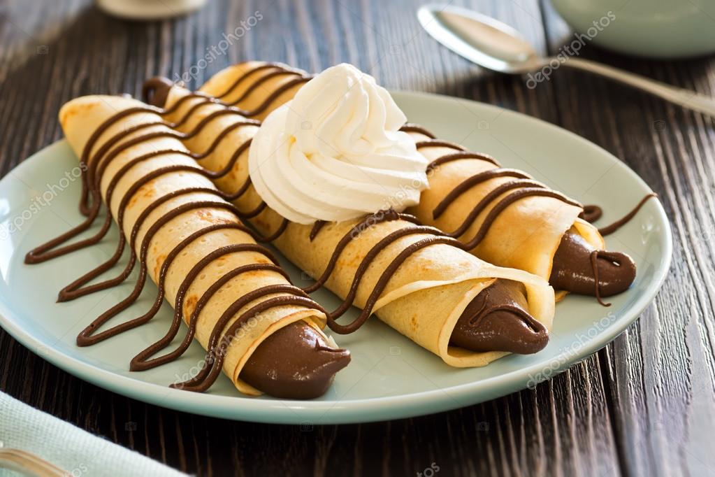 Nutella (Chocolate Hazelnut Spread) Dessert Crepes with Whipped Cream ...