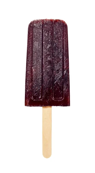 白い背景の上の木製の棒のブラック チェリーのアイス キャンデー — ストック写真
