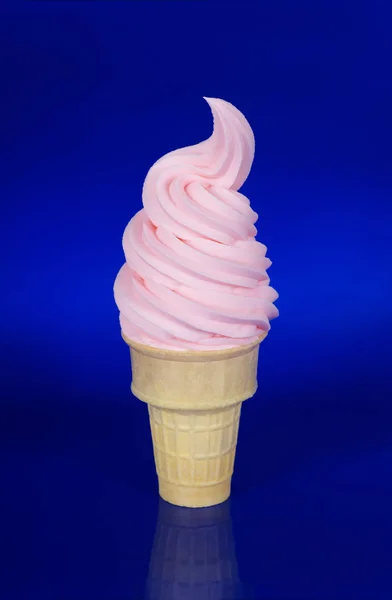 Strawberry or Cherry Soft Serve Ice Cream or Frozen Yogurt in Wafer Cone — Stock Photo, Image