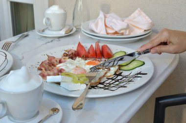 Zengin kahvaltı ile tablo