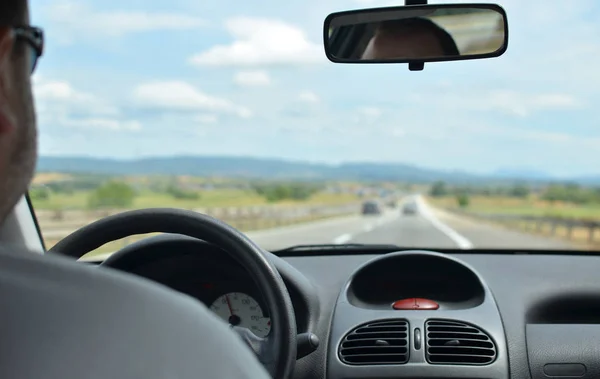 Highway sett från en bil — Stockfoto