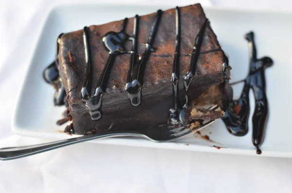 Díszített csokoládé torta — Stock Fotó