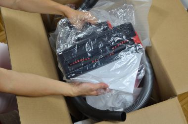 Bir elektrikli süpürge açma