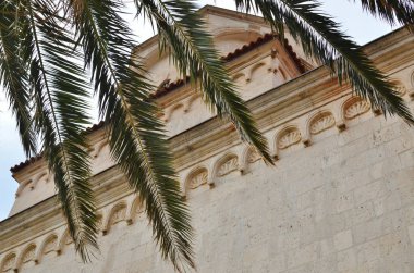 Yaz aylarında Savina kilisesi