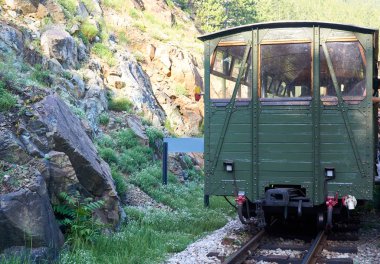 Yolculuk sırasında tren vagonu