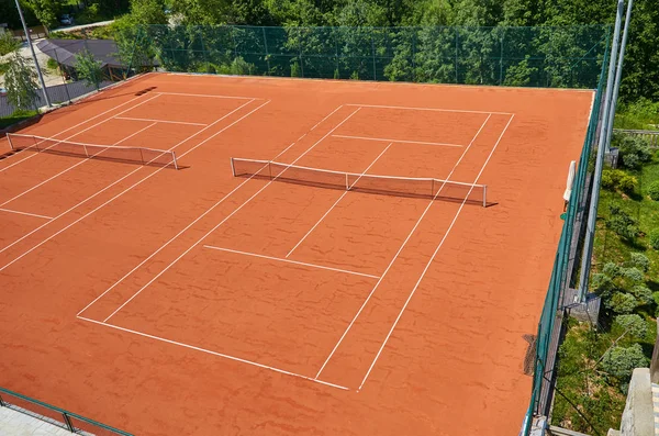 Court de tennis extérieur vide — Photo