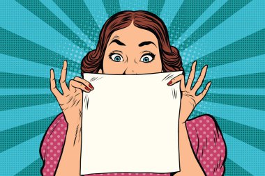 Güzel retro kadın, kare beyaz kağıdın şaşırttı