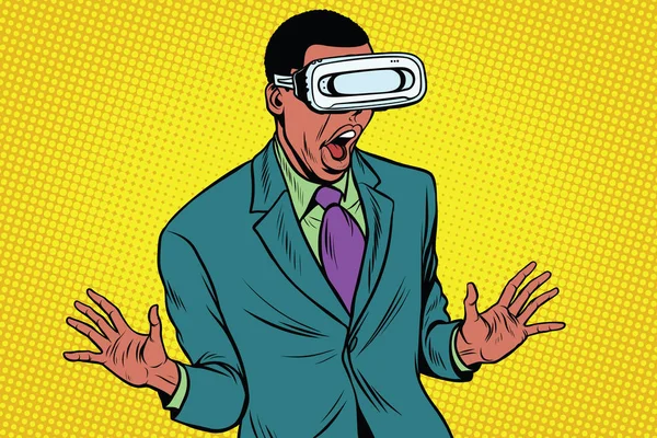 Afro-americano chocado em óculos VR —  Vetores de Stock
