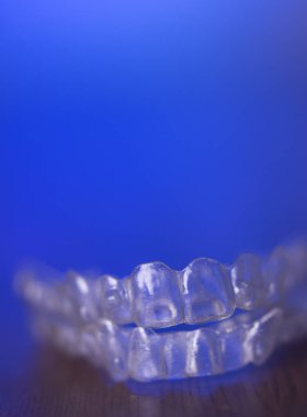 Diş ortodontik görünmez diş düzeltme