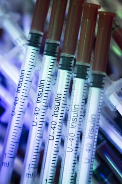 Birçok insülin şırınga