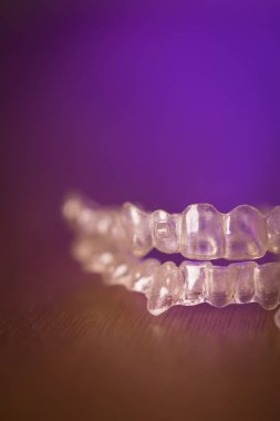 Diş ortodontik görünmez diş düzeltme