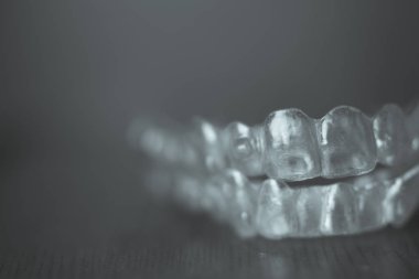 Diş ortodontik görünmez diş düzeltme