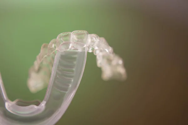 Dispositivo dental vibrante con ortodoncia invisible — Foto de Stock