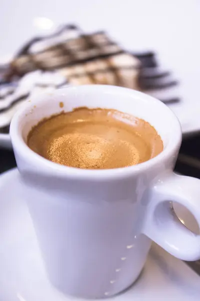 Taza de café con espuma blanca — Foto de Stock