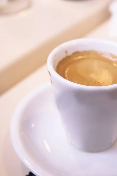 Taza de café con espuma blanca — Foto de Stock