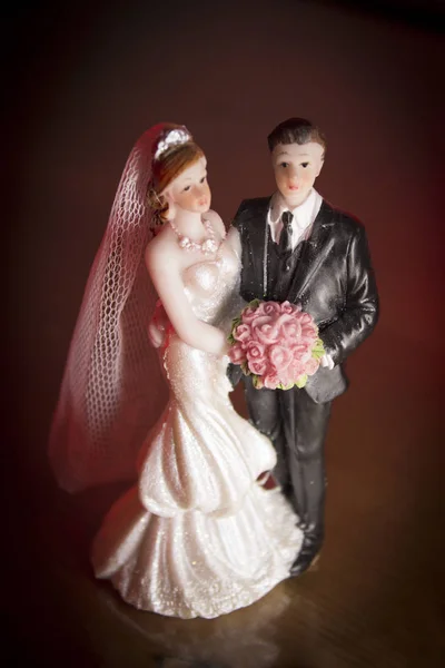 Standard figure of bride and groom — Stock Photo, Image