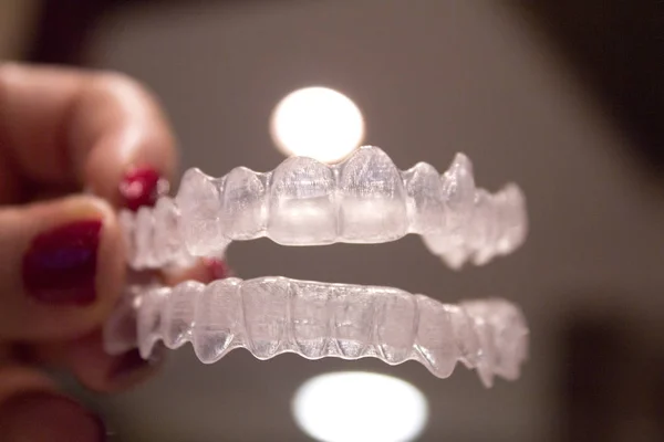 Ortodoncia para corregir la alineación de los dientes —  Fotos de Stock