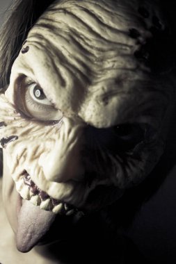 Zombi kadın ölü yaşam maskesi