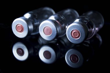 Aşı tüpleri virüse karşı. Coronavirus Aşı Çalışması