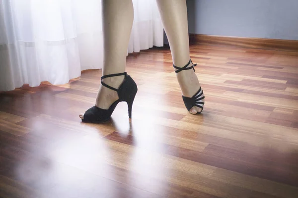 Mulher Sapatos Dança Salsa Preta — Fotografia de Stock