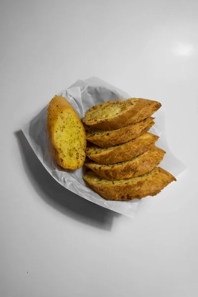 Taze sarımsak ekmek