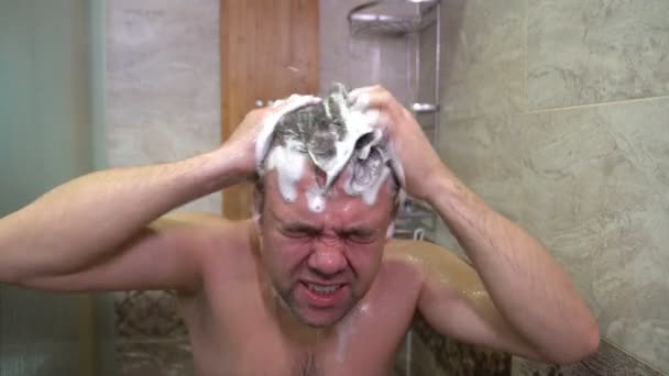 Man Shower Washes Soaps Hair Ears — Stockvideo