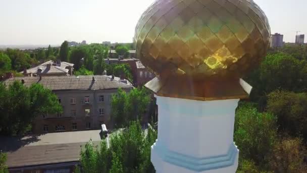 The dome of the Church and the cross top view over — стокове відео