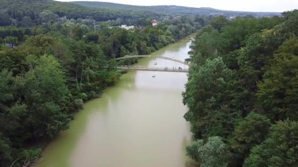 Goryachy Kluch town, bridge, river Psekups — 비디오