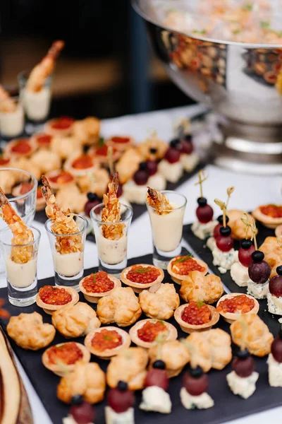 Buffet on the street. snacks for the event. — Stock Photo, Image