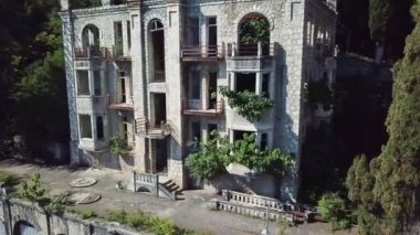 Yaşlı Gagra Abhazya. 24.07.2018 Terk Edilmiş Kale