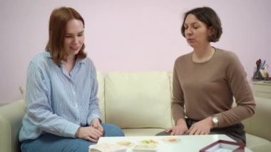 Danışmanlık psikologu üzerine mecazi kartlar