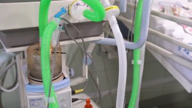 Cihaz yapay akciğer havalandırması. başucunda.