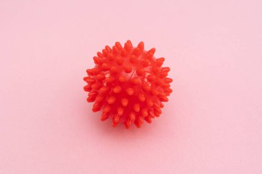 Coronavirus hastalığının pembe modeli COVID-19