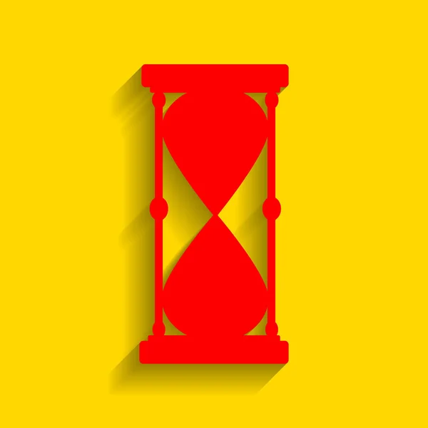 Пісочний годинник знак ілюстрації. Вектор. Червона ікона з м'якою тіні на золотому фоні . — стоковий вектор