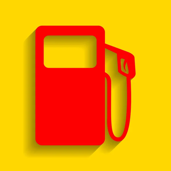 Gas pomp teken. Vector. Rode pictogram met zachte schaduw op gouden achtergrond. — Stockvector