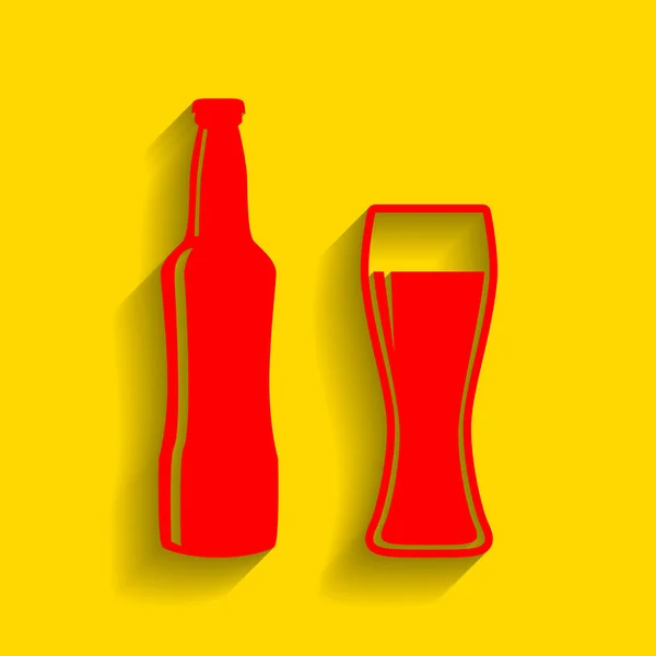 Sinal de garrafa de cerveja. Vector. Ícone vermelho com sombra suave no fundo dourado . — Vetor de Stock