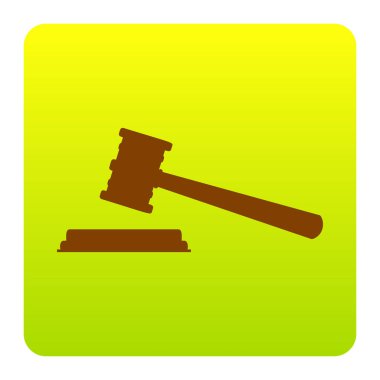 Adalet çekiç işareti. Vektör. Kahverengi simgesi yeşil-sarı beyaz arka plan köşeleri yuvarlatılmış degrade Meydanı'nda. İzole.