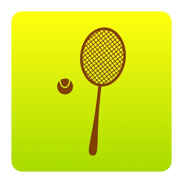 Señal de raqueta de tenis. Vector. Icono marrón en el cuadrado de degradado verde-amarillo con esquinas redondeadas sobre fondo blanco. Aislado . — Vector de stock