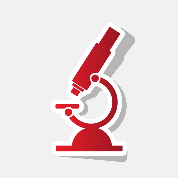 Signo de microscopio químico para laboratorio. Vector. Año nuevo icono rojizo con trazo exterior y sombra gris sobre fondo gris claro . — Vector de stock