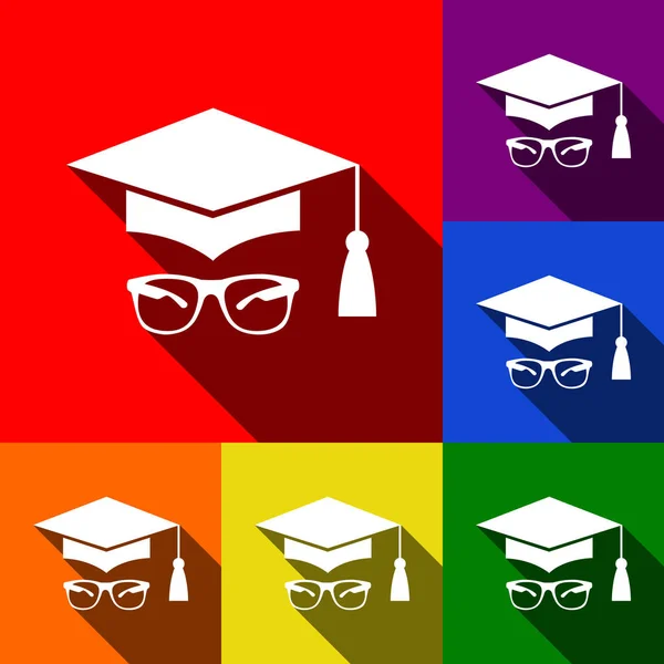 Mortel Board of Graduation Cap met glas. Vector. Set van pictogrammen met platte schaduwen op de rode, oranje, geel, groen, blauw en violet achtergrond. — Stockvector