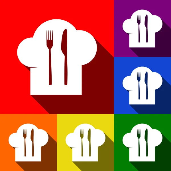 Kockmössa och sked, gaffel, kniv tecken. Vektor. Uppsättning ikoner med platt skuggor i röd, orange, gul, grön, blå och lila bakgrund. — Stock vektor
