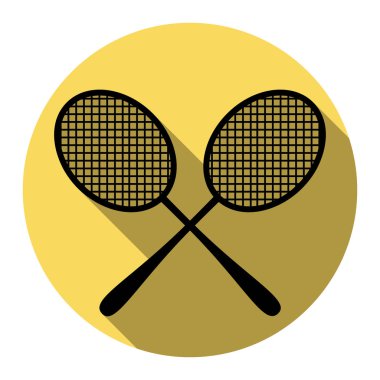 Tenis raketleri işareti. Vektör. Düz siyah simgesi beyaz arka plan ile Kraliyet sarı daire üzerinde düz gölge ile. İzole.