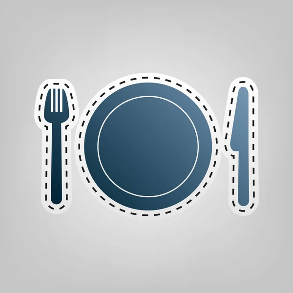 Forchetta, piatto e coltello. Vettore. Icona blu con contorno per ritaglio su sfondo grigio . — Vettoriale Stock