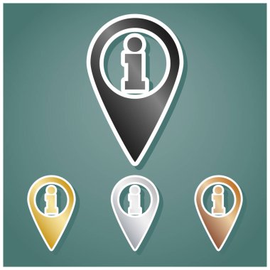 Bilgi işaretli harita işaretleyicisi. Gri, altın, gümüş ve bronz renkli metalik simgeler seti. Beyaz çizgili ve Viridan arka planında gölgeli..